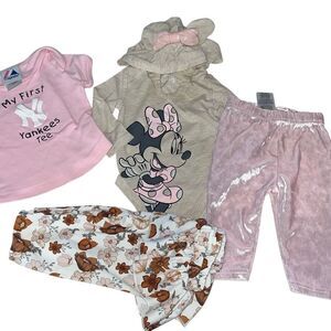 Girls size 3-6 months girls clothes